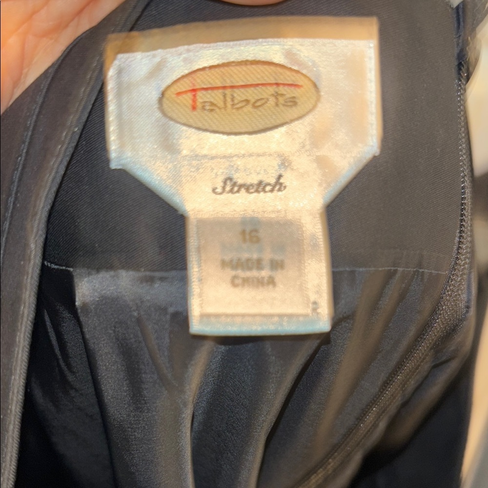 Talbots Classic Black Women's Skirt stretch pencil size 16 - Picture 3 of 4